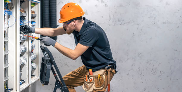 Best Emergency Electrical Repair  in Fort Pierre, SD